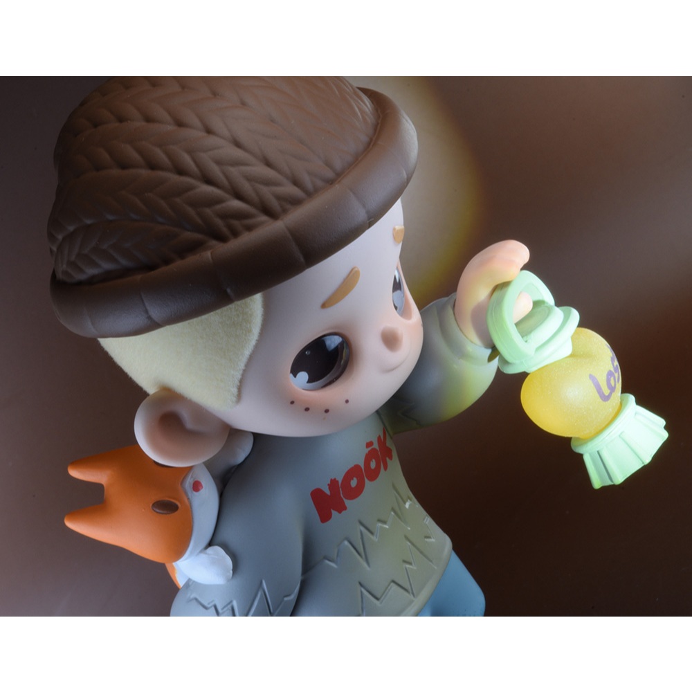 Art toy 52Toys Nook QUEST FOR THE HEART - Toward the Light นุกกับโคมไฟ