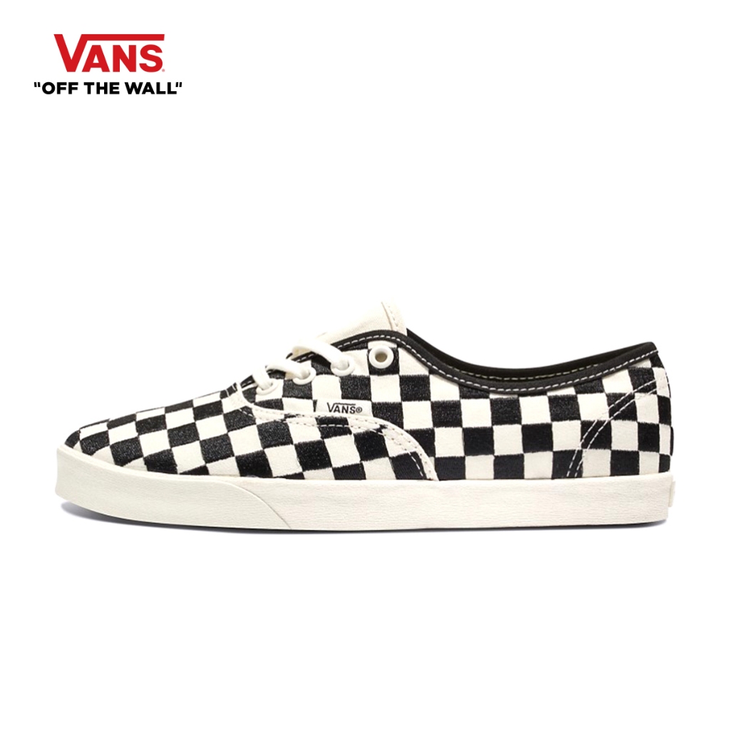 VANS AUTHENTIC LOWPRO – EMBROIDERED CHECK รองเท้า รองเท้าผ้าใบ ผู้ชาย ผู้หญิง – โปรปัง
