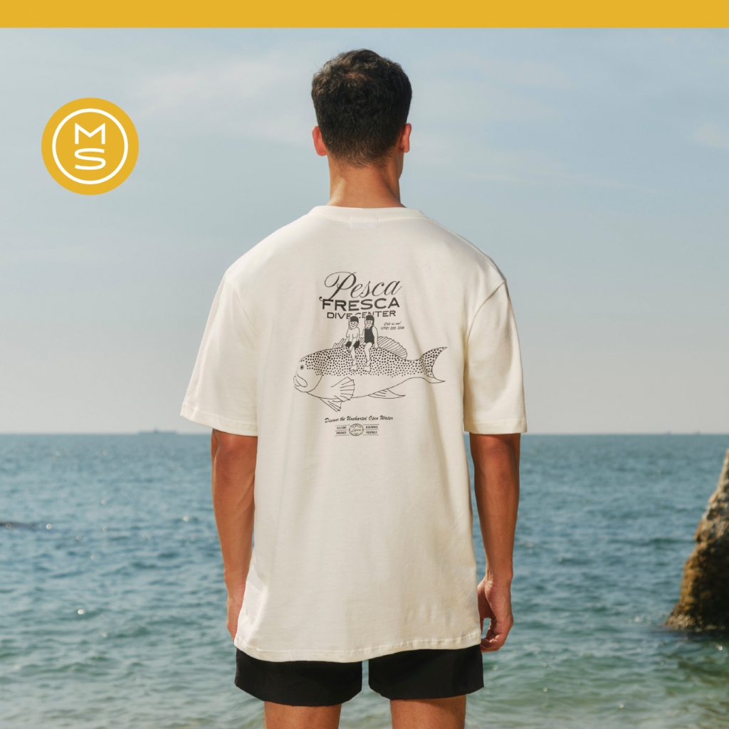 Mustard Pesca Fresca - Off-White/Black | เสื้อยืด ผ้านุ่มพิเศษ