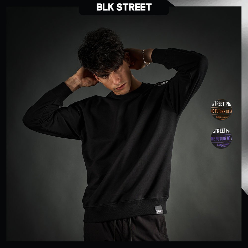 DAVIE JONES [BLK STREET] เสื้อสเวตเตอร์ผู้ชาย Graphic Oversized Fit Sweater สีดำ SW0067 SW0068