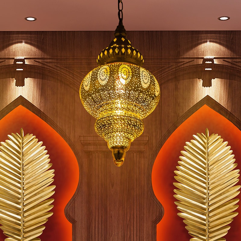 ความคิดสร้างสรรค์ของคนไทยโคมไฟระย้าประเภทโมร็อกโกบาร์ร้านอาหารคาร์บูชาโรงแรมโคมไฟวินเทจโคมไฟระย้าสีทอง