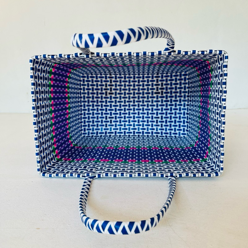 ตระกร้าน สานเส้นพลาสติกสานใหญ่ ขนาด กว้าง23 ยาว37 สูง30ซม.(ขอบปากตระก็ร้า)ตะกร้าสานพลาสติกตะกร้าจ่ายตลาด - รูปที่ 6