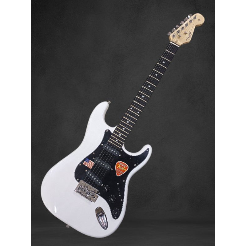 กีต้าร์ไฟฟ้าfender Stratocaster กีต้าร์เฟนเดอร์