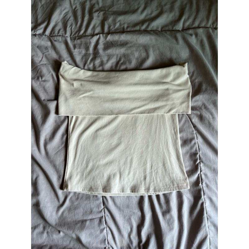 เสื้อปาดไหล่promthong