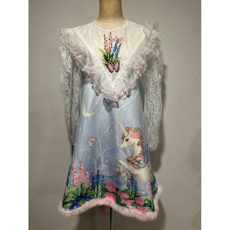 ฟ้า BLT size xl สภาพใหม่