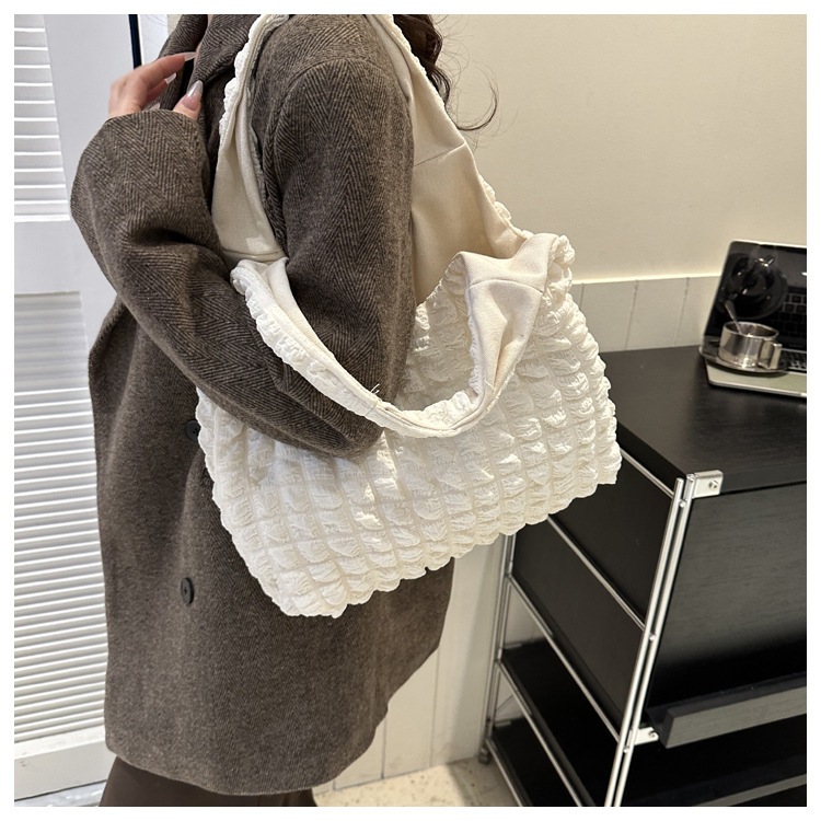Pingu *พร้อมส่งในไทย* กระเป๋าผ้า Minimal เรียบหรู ดูแพงสุดๆ Tote bag