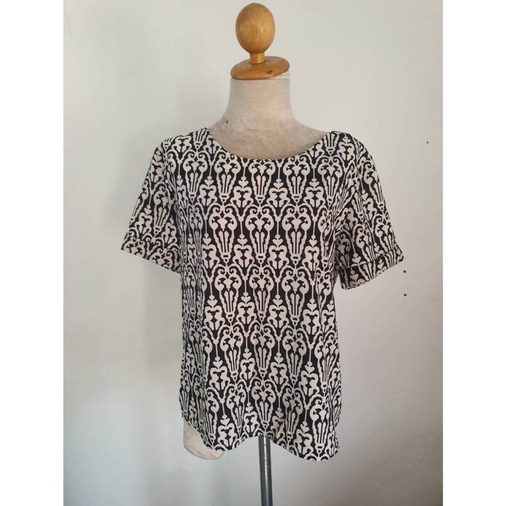 FF05894 เสื้อแฟชั่น วินเทจ มือสอง pana house อก 39 นิ้ว