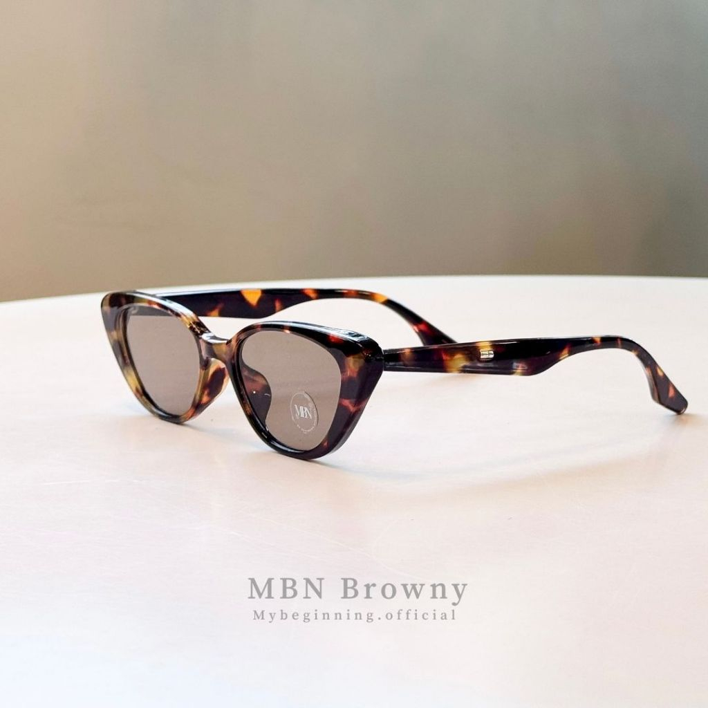 𝐌𝐁𝐍 รุ่น 𝐁𝐫𝐨𝐰𝐧𝐲 𝐓𝐢𝐠𝐞𝐫 แว่นกันแดด แฟชั่นกระแสแรง เลนส์ป้องกัน UV 400