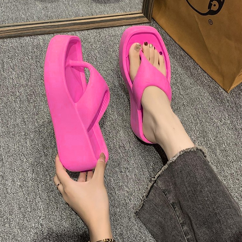 Lateye สินค้าแนะนำพร้อมจัดส่ง รองเท้าหูหนีบแฟชั่นผู้หญิง งานสวย ทรงดี พร้อมส่งให้เลือกหลายสี บอกเลยว่าสีสันสดใสงานดีน่าร