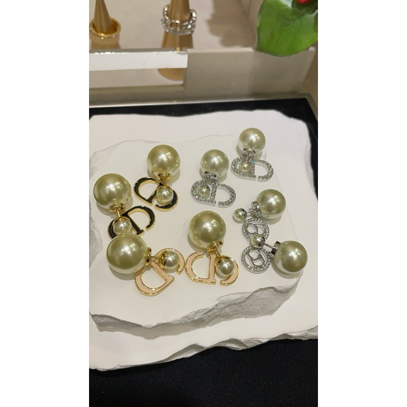 ต่างหู DIOR พร้อมกล่อง