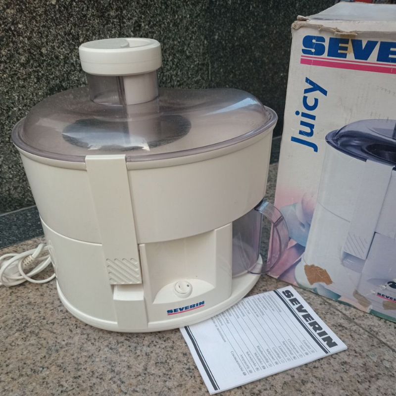 มือ2 (กล่องใส่ตัวเครื่องมาไม่สวย-บอดี้กล่องตำหนิ)เครื่องแยกกาก SeVeRin ,เครื่องปั่นน้ำผลไม้แยกกาก-se