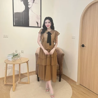 สินค้าพร้อมส่ง เดรสยาวผ้าซีฟองคอปกแขนระบายโบว์หน้าแต่งระบายชั้นๆซิปหลังพร้อมสายผูกเอว A5722