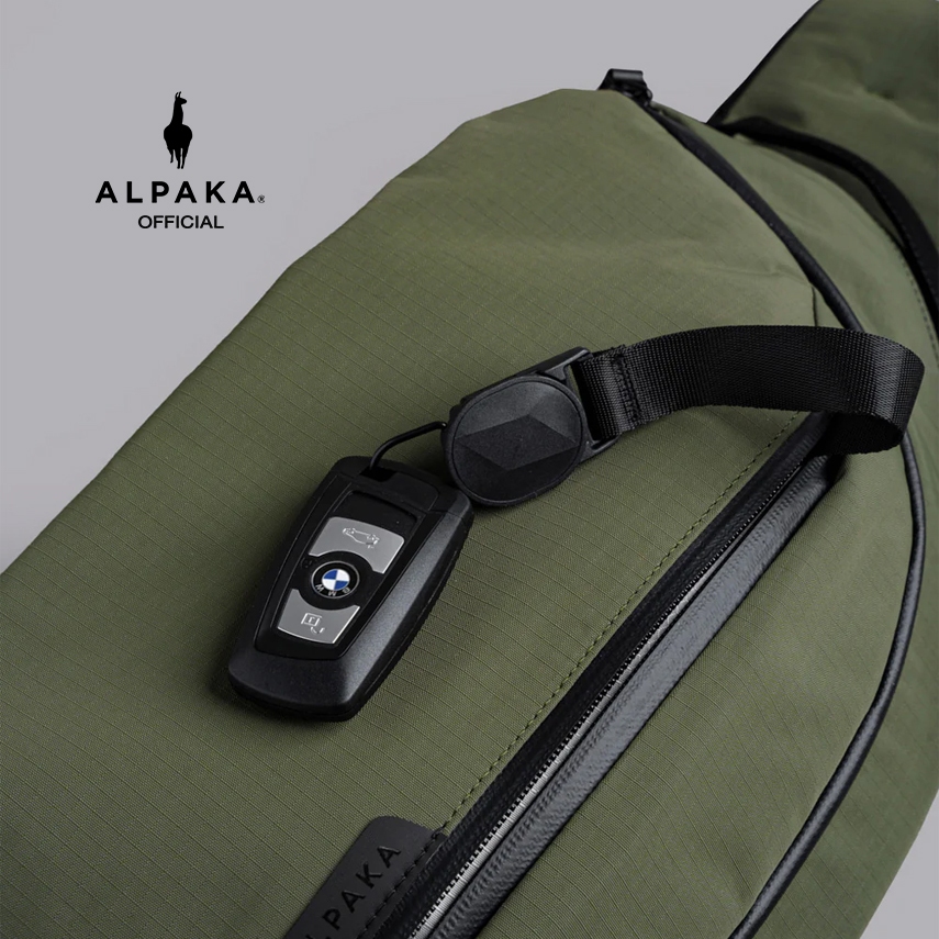 กระเป๋า Alpaka - Metro Crossbody Left / Right Shoulder Axoflux