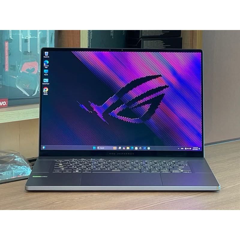 Asus ROG Zephyrus G16 GU605MV-QR221WS Ultra 9-185H SSD1TB RAM32GB RTX 4060 (8GB GDDR6)มือสอง ครบกล่อ