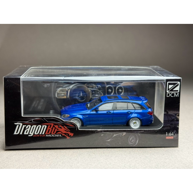 Mercedes Benz C63S Wagon AMG โหลดเตี้ย Scale 1:64 ยี่ห้อ DCM