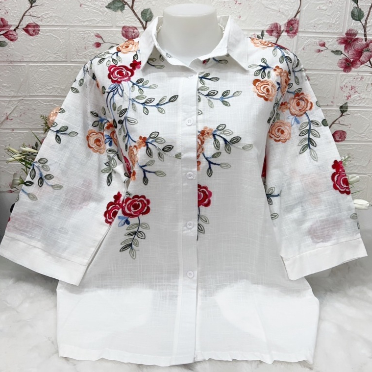 เสื้อผ้าลินินใส่ทำบุญ เสื้อลูกไม้ผ้าลินินรอบอก48-50-52นิ้วยาว28(2XL) ฟรีไซส์ รุjน9811 ลินินผสมงานปัก