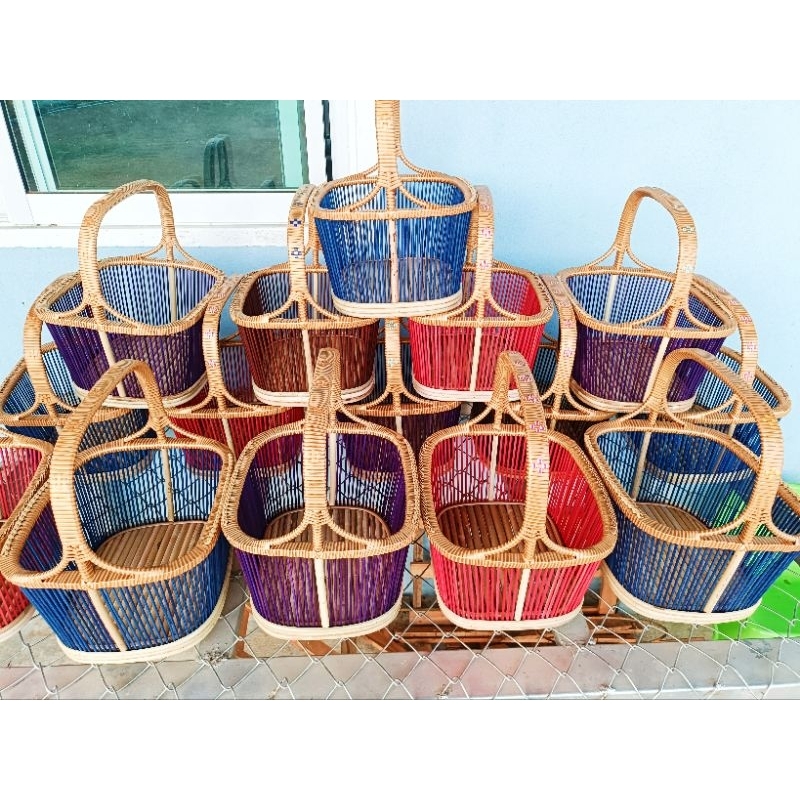 โครงตะกร้า ทรง4เหลี่ยม(M) พันขอบและแต่งจูงนาง คละสีโครง (โครงอย่างเดียวไม่มีเส้นสาน)