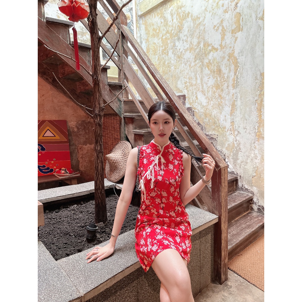 ส่งด่วน 🚨 SLYQ MADE 🌸 LUNAR FLORAL PRINT QIPAO DRESS เดรสแขนกุดคอจีนลายดอก ชุดตรุษจีน กี่เพ้า ชุดจีน - รูปที่ 4