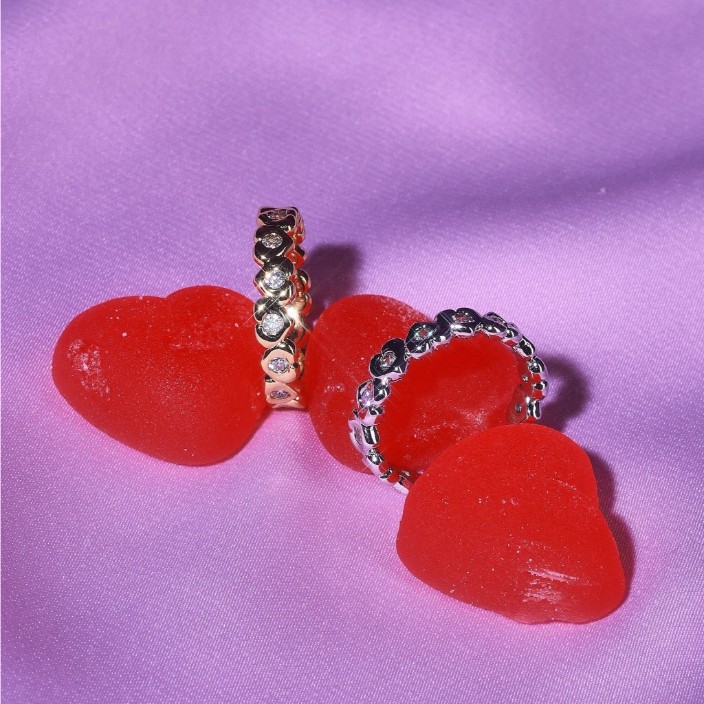 YVIS Full of Love Ring ( Size 5 , 6 , 7 )