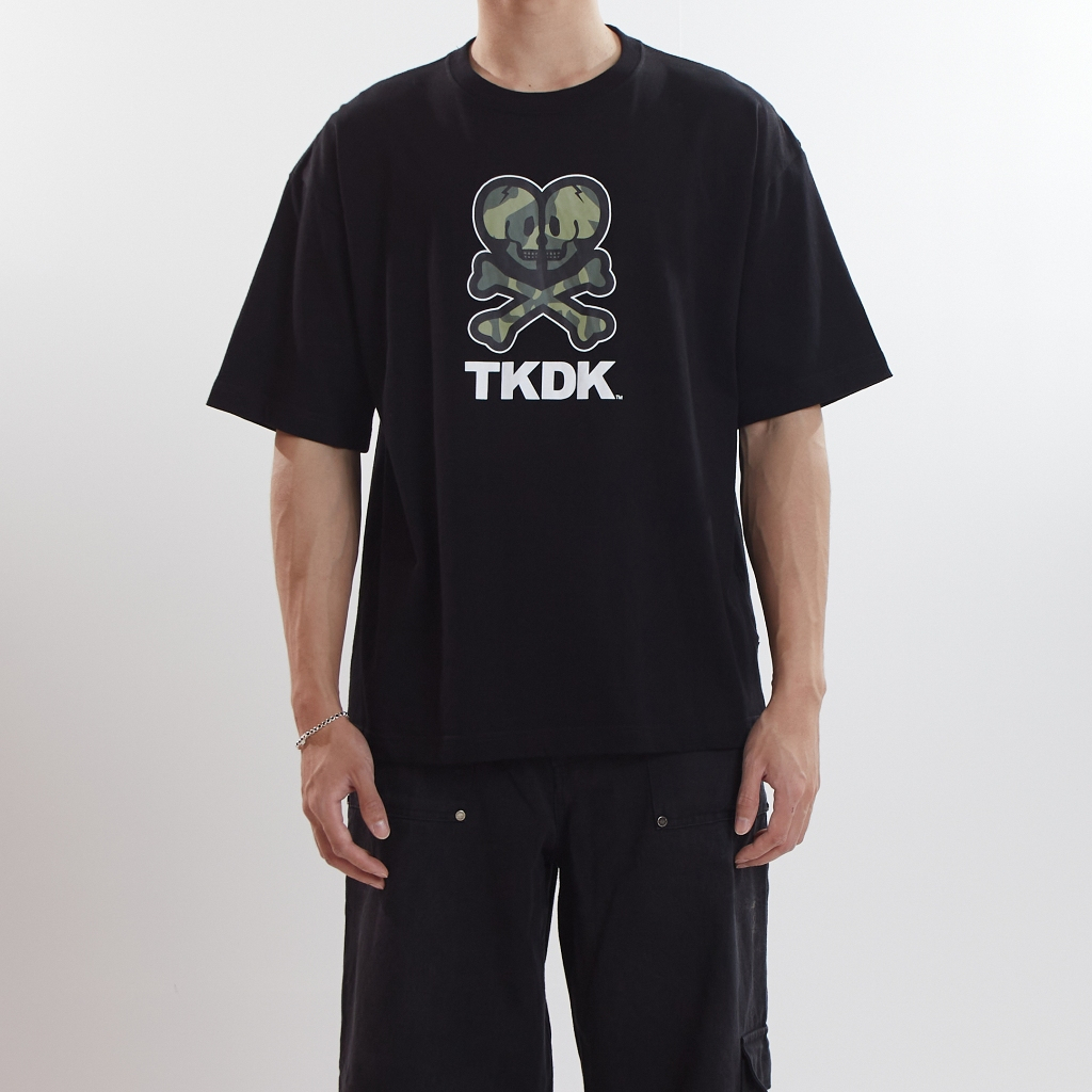 TOKIDOKI Oversized เสื้อยืดผู้ชาย โอเวอร์ไซส์ CROSSBONE CAMO SS TEE