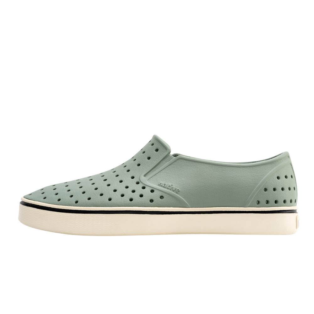 Native รองเท้ากันน้ำผู้ใหญ่ EVA รุ่น Miles  Wanderfoam  Rookie Green/Bone White
