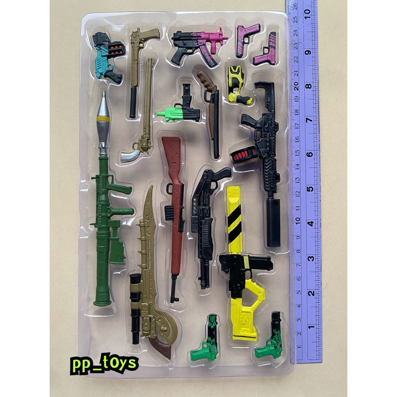 โมเดลปืน McFarlane Deluxe Accessory Pack III Weapons 1:10 (มี 15 แบบ)