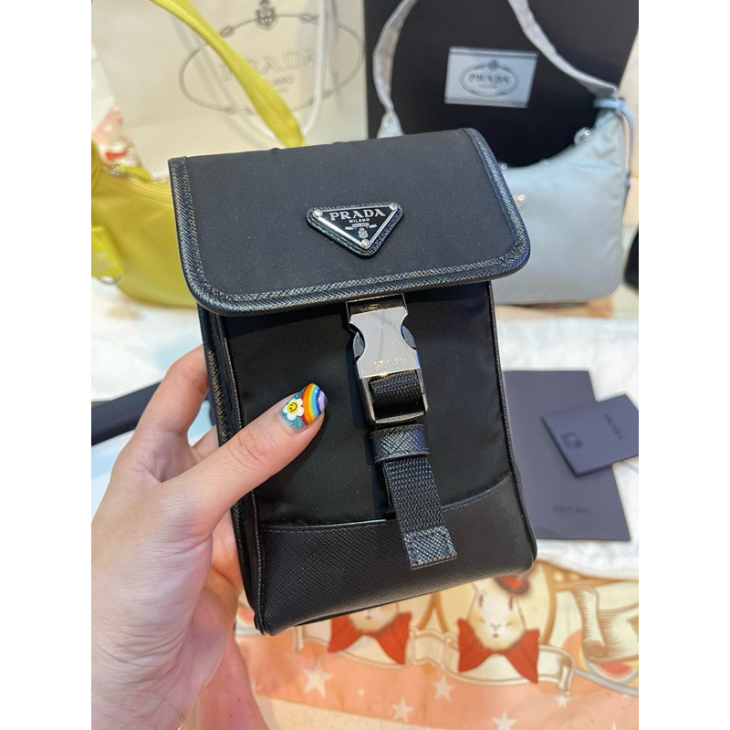 prada phonebag ของแท้ 100%