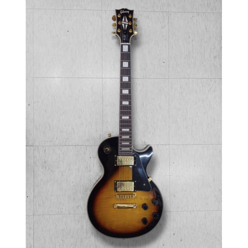 Gibson lespaul custom sunburst กีต้าร์ไฟฟ้า Gibson Lespaul custom sunburst