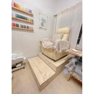 ฐานรองโซฟานั่งทำเล็บ รูปแบบใหม่ ราคาถูก เหมากับร้านทำเล็บต่างๆ
