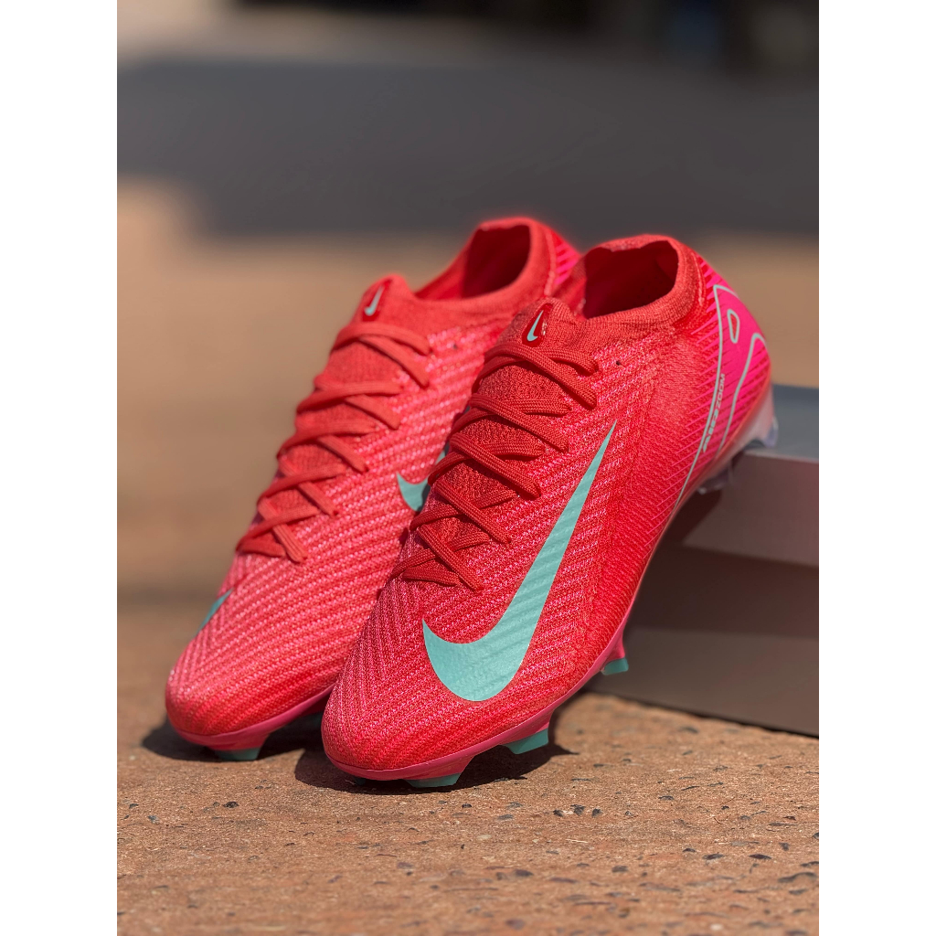 NIKE ZOOM VAPOR 16 ELITE FG (ป้าย 8700 บาท)***สินค้าอาจจะอัพเดทล่าช้า ก่อนสั่งสินค้า ทักหาทางร้านก่อนนะครับ***