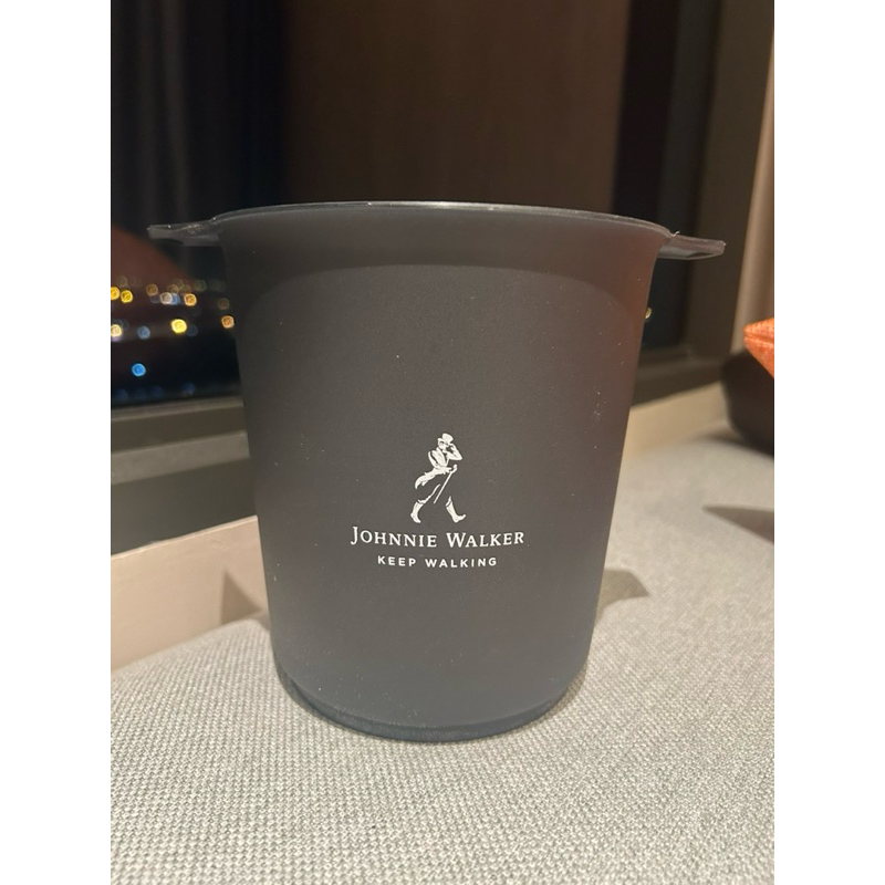 ถังนำ้แข็ง Johnnie walker🚶🏼‍♂️🚶🏼‍♂️🚶🏼‍♂️