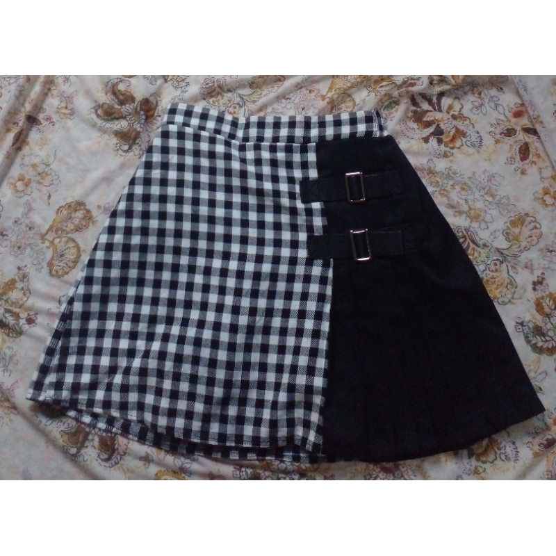 มือสอง🎆กระโปรงสั้นๆy2k