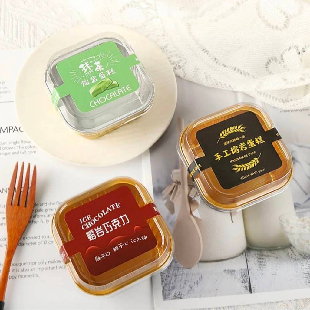 ถ้วยอลูมิเนียมฟอยล์ทรงสี่เหลี่ยมทนความร้อน พร้อมฝาพลาสติก ความจุ 150 ml.สีดำ/สีทอง