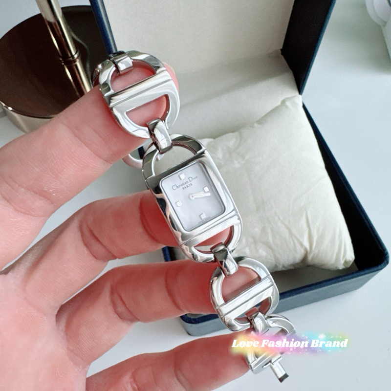 ✨ผ่อน0%แท้100✨ นาฬิกาข้อมือ ✅มือสอง  Dior รุ่น D78-108