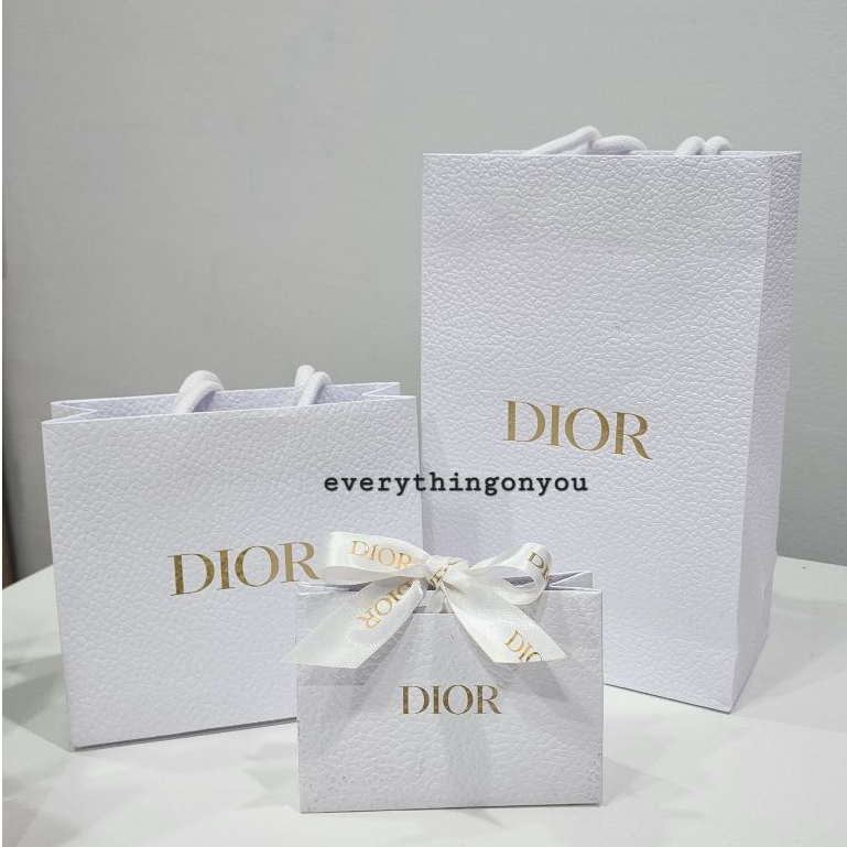[พร้อมส่ง] Dior Paper Bag ถุงกระดาษแบรนด์ DIor (ไซส์เครื่องสำอาง)