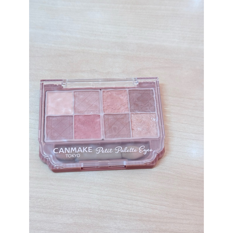 (มือสอง) CANMAKE Petit Palette Eyes อายแชโดว์เนื้อแมตต์ สี M03 Milky Cherrycotta