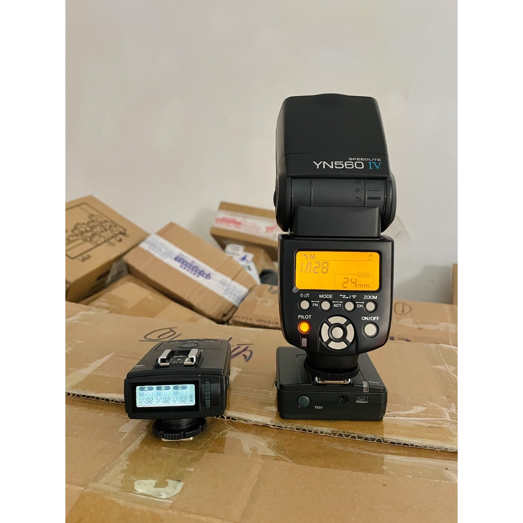 Yougnuo YN560 IV speedlight