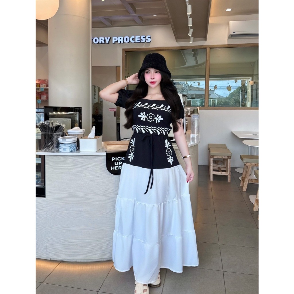 ชุดเดรส กระโปรงยาวเสื้อแต่งลายดอกไม้แขนตุ๊กตา Clothing ผู้หญิง - รูปที่ 2