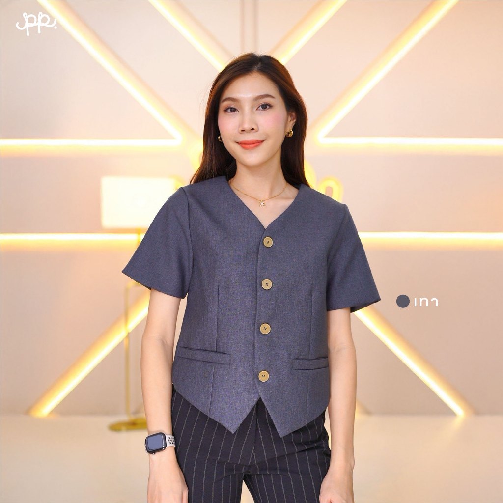 POI เสื้อทำงานผ้าสูทแขนสั้นแต่งกระเป๋างานสั่งตัดพรีเมี่ยม L064A6