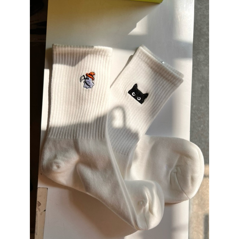 ถุงเท้า MIX’S SOCKS ถุงเท้าแฟชั่น ลายปัก แมวดำ ;) devil  Size 36-43