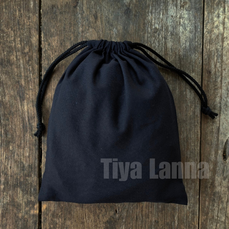 กระเป๋าผ้าฝ้ายเชือกรูดสีดำ (ใบใหญ่) ราคาส่ง