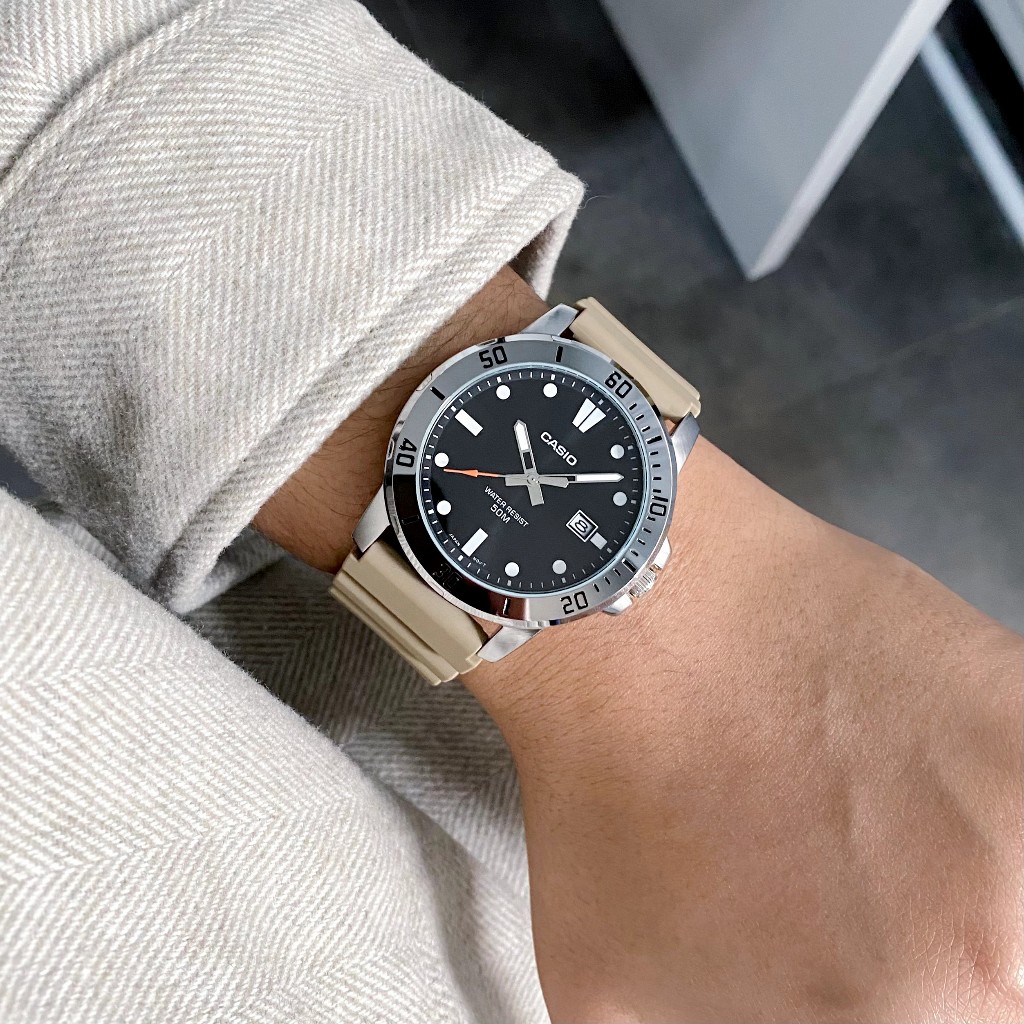 Casio Standard นาฬิกาข้อมือผู้ชาย รุ่น MTP-VD01,MTP-VD01-1E,MTP-VD01-2E,MTP-VD01-3E,MTP-VD01-5E