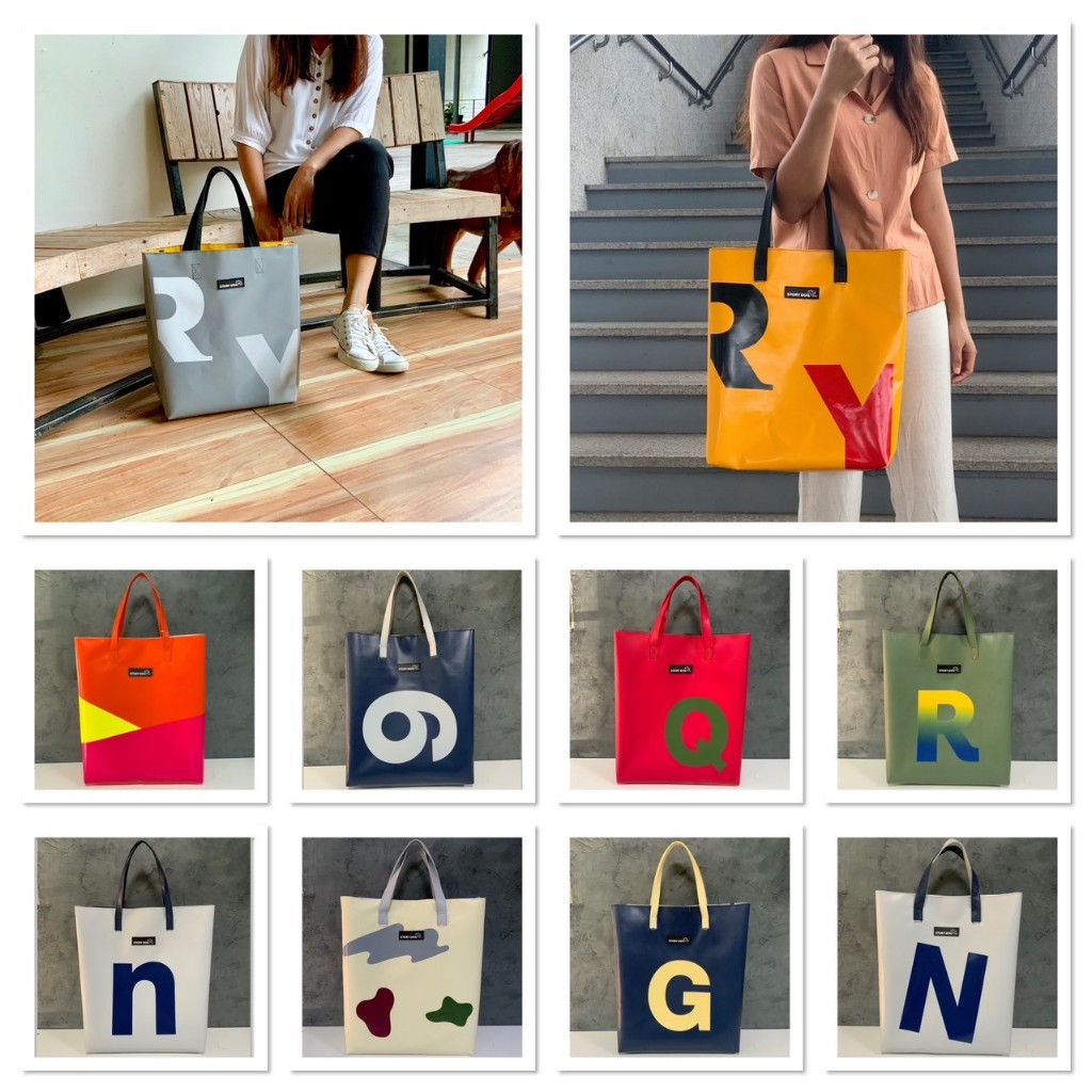 กระเป๋าทรงถือผ้าใบSTORYDOG