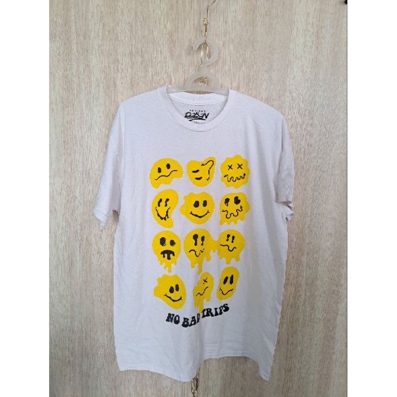 เสื้อpopuplar poisonลายยิ้ม😊