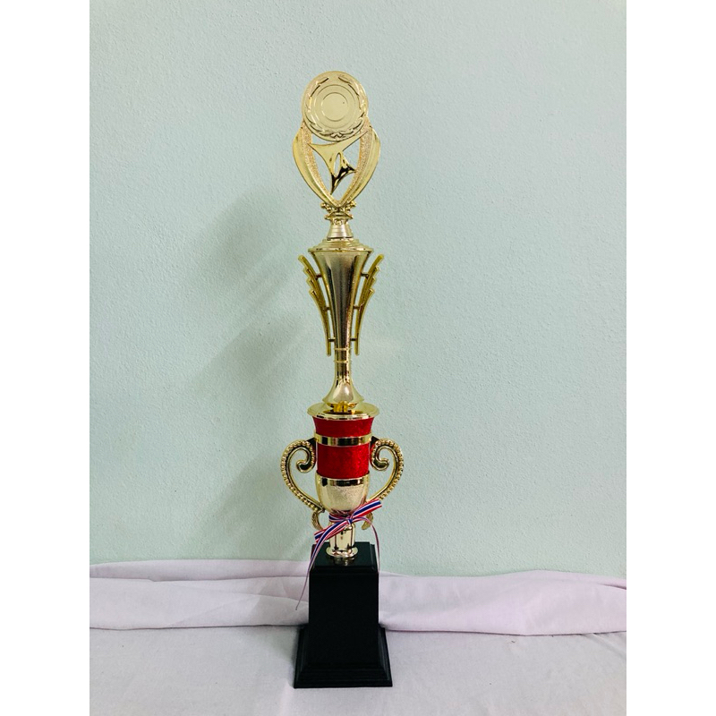 ต้นยวนสปอร์ต ถ้วยรางวัล 2 ท่อน ความสูงไม่น้อยกว่า 50 ซ.ม. เปลี่ยนหัวได้ อ่านรายละเอียดก่อนสั่งนะครับ