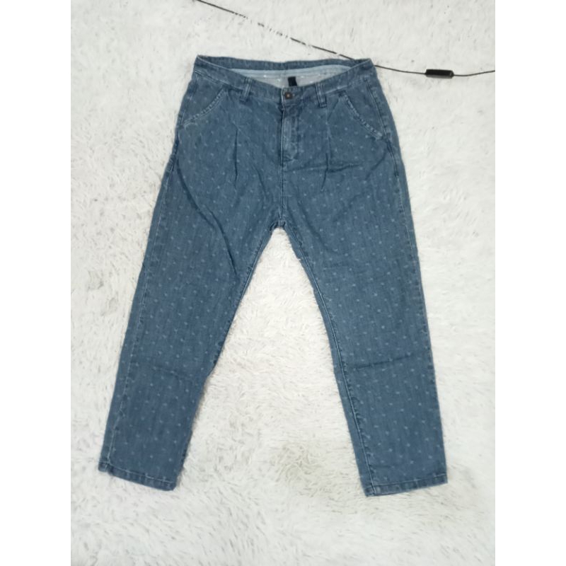 กางเกงยีนส์ขายาวยี่ห้อ BENETTON. JEANS มือสองกระสอบนำเข้า