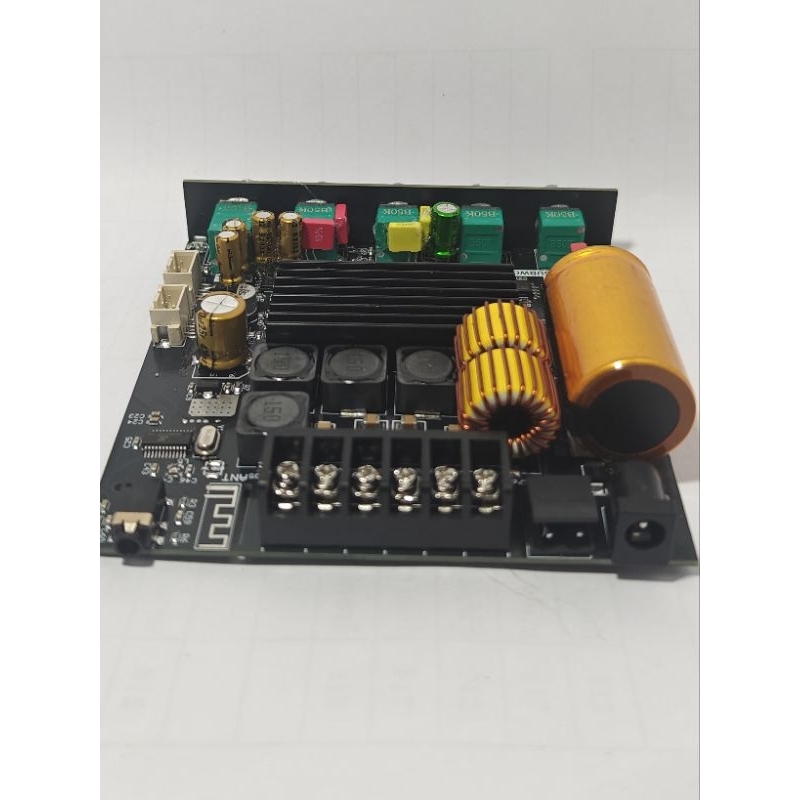 TB21F มือ1โม แอมป์จิ๋ว2.1 โมภาคปรีให้เสียงดีขึ้นชัดขึ้น  200w