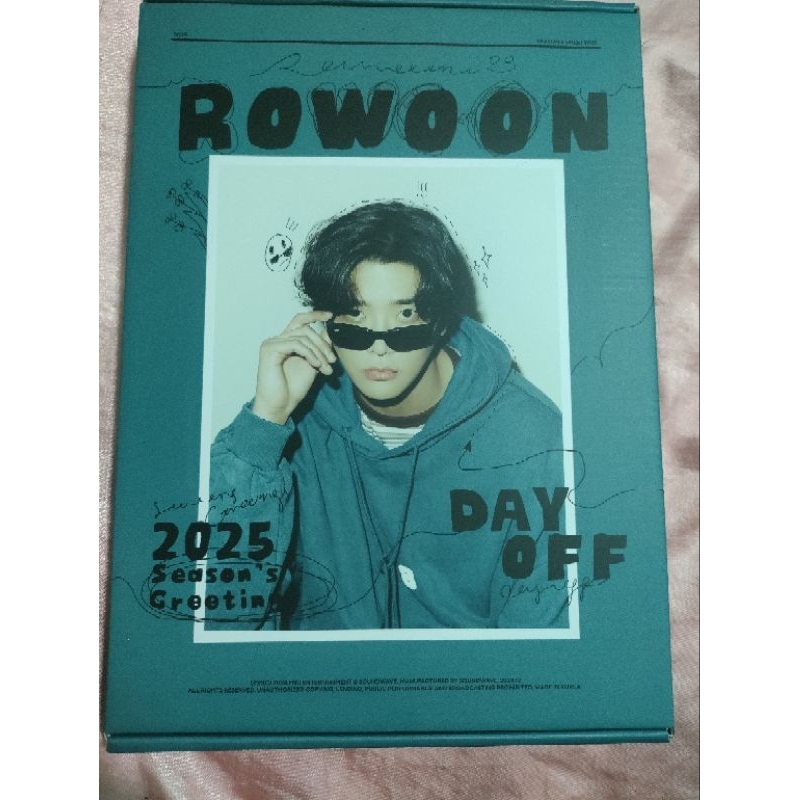 ROWOON ชุดปฎิทิน 2025 SEASON’S GREETINGS - DAY OFF