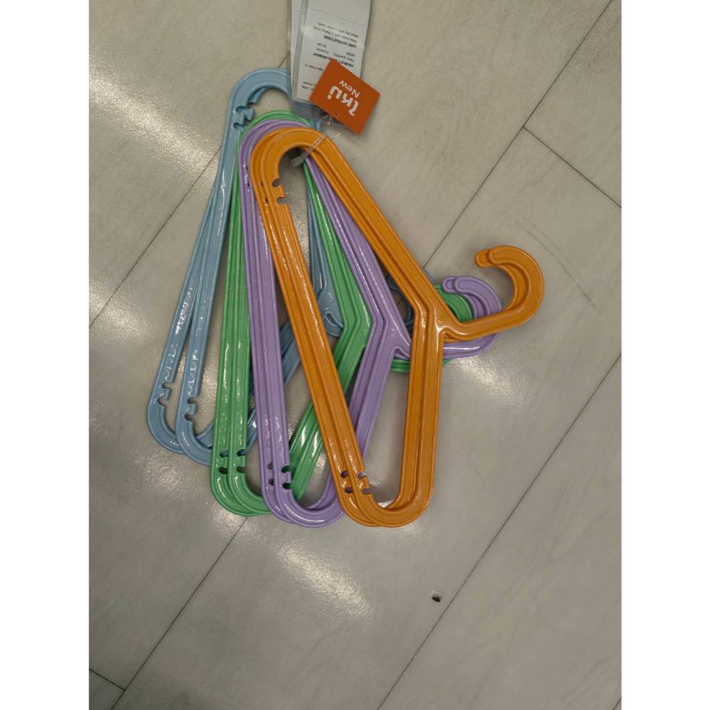 IKEA ไม้แขวนเสื้อเด็ก BAGIS คละสี 8 ชิ้น