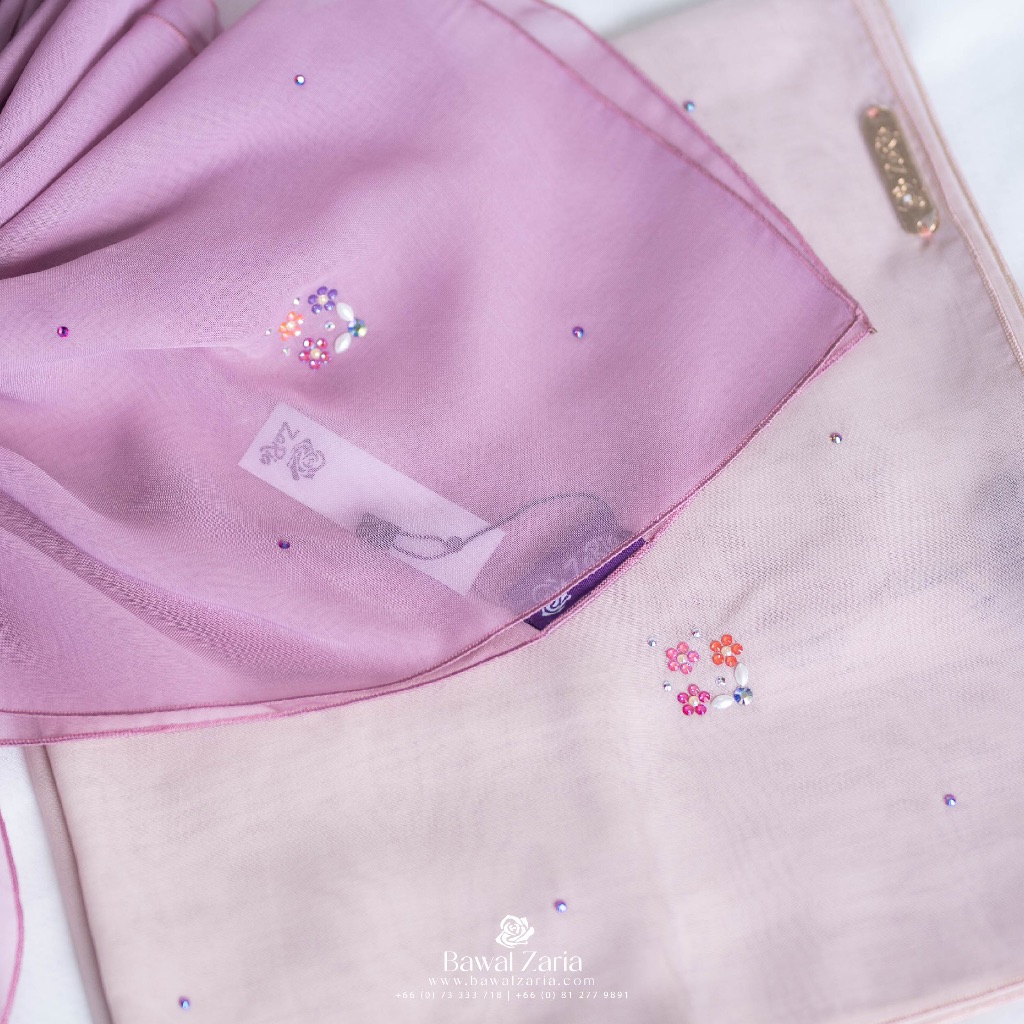 ZARIA Crystal Bawal ผ้าคลุมบาวาประดับคริสตัล